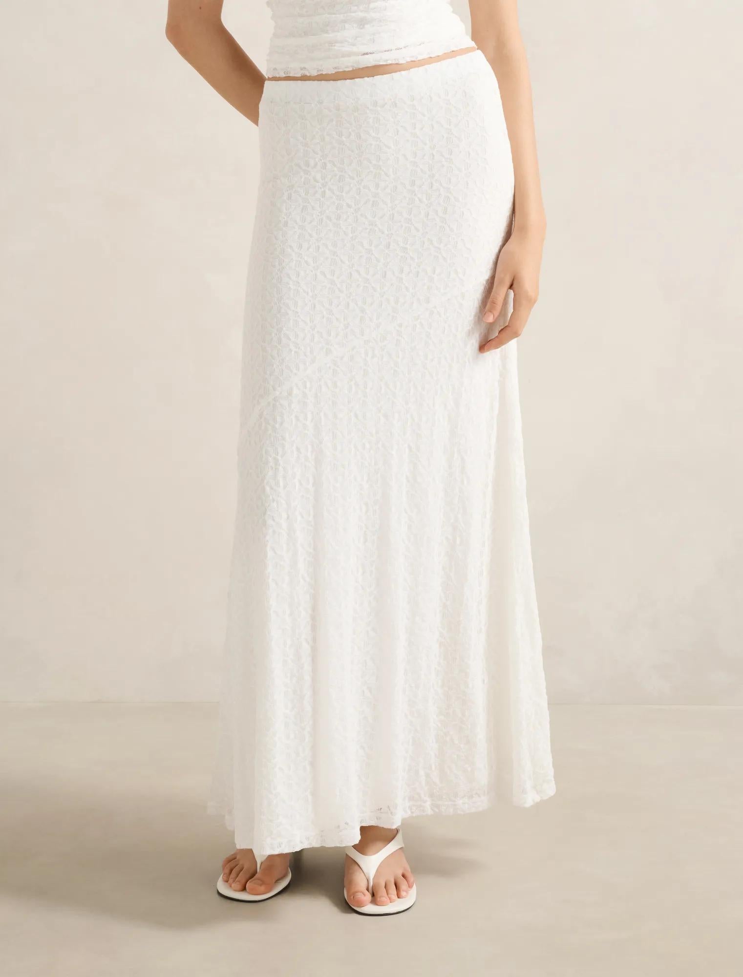 Tahlia Lace Maxi Skirt Porcelain Co-Ord – Forever New