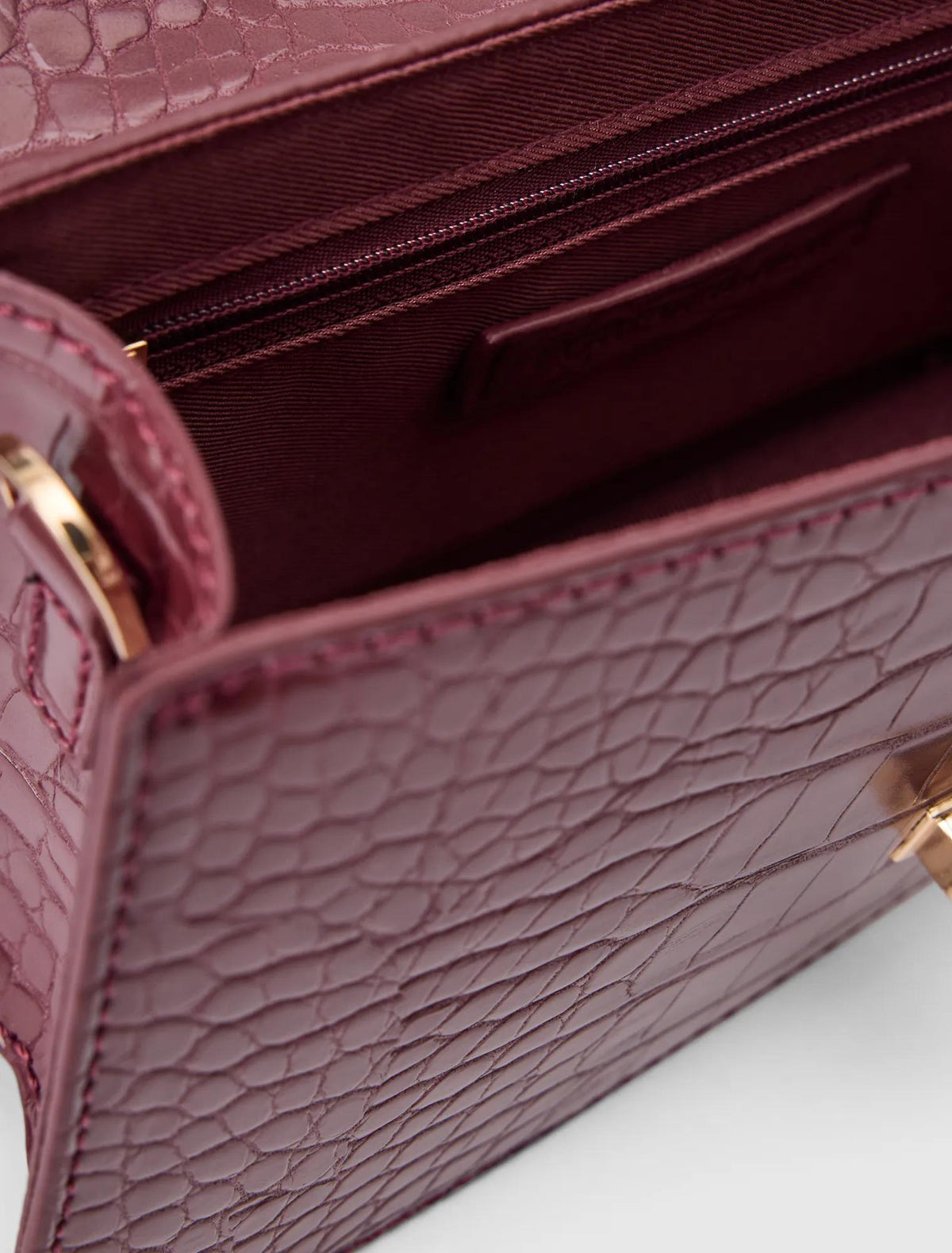 Violet Lock Detail Top Handle Vintage Merlot