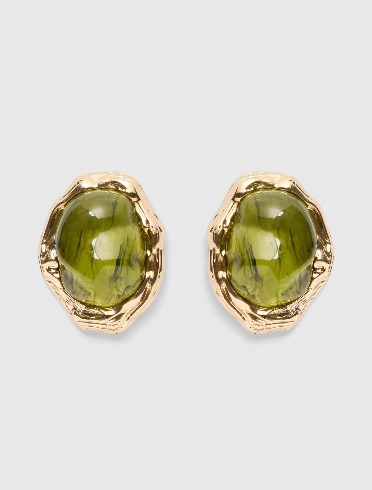 Signature Olive Stone Stud Green/Gold_mannequin