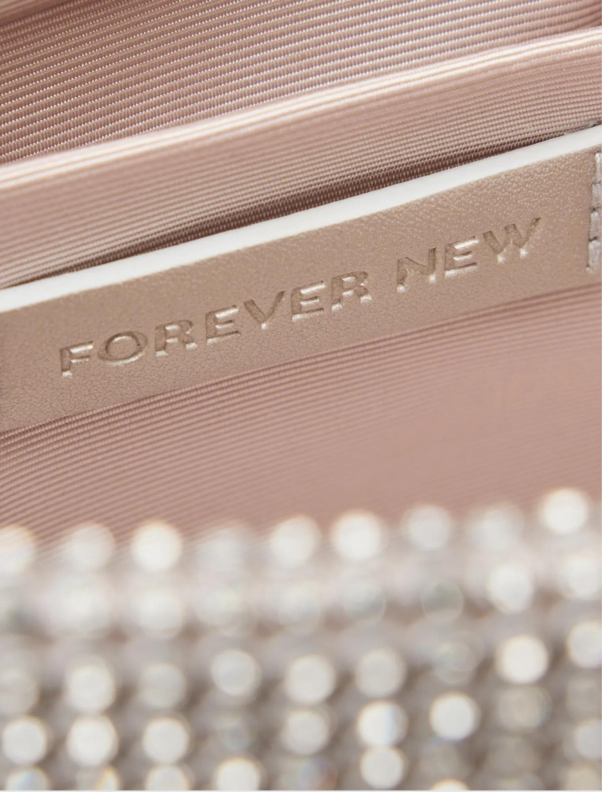 Keisha Soft Sparkle Clutch Silver_mannequin