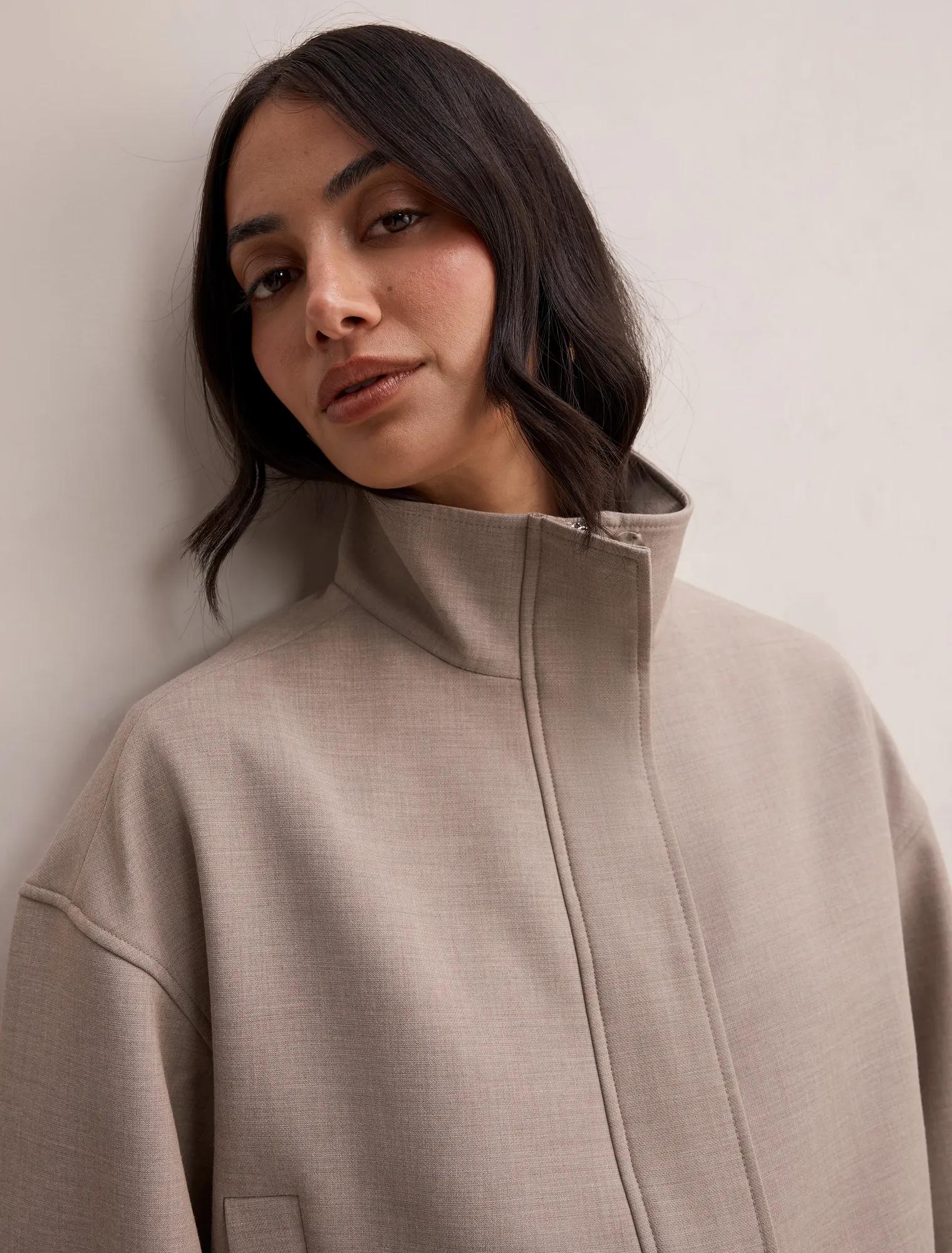Maya Funnel Neck Jacket Neutral Set