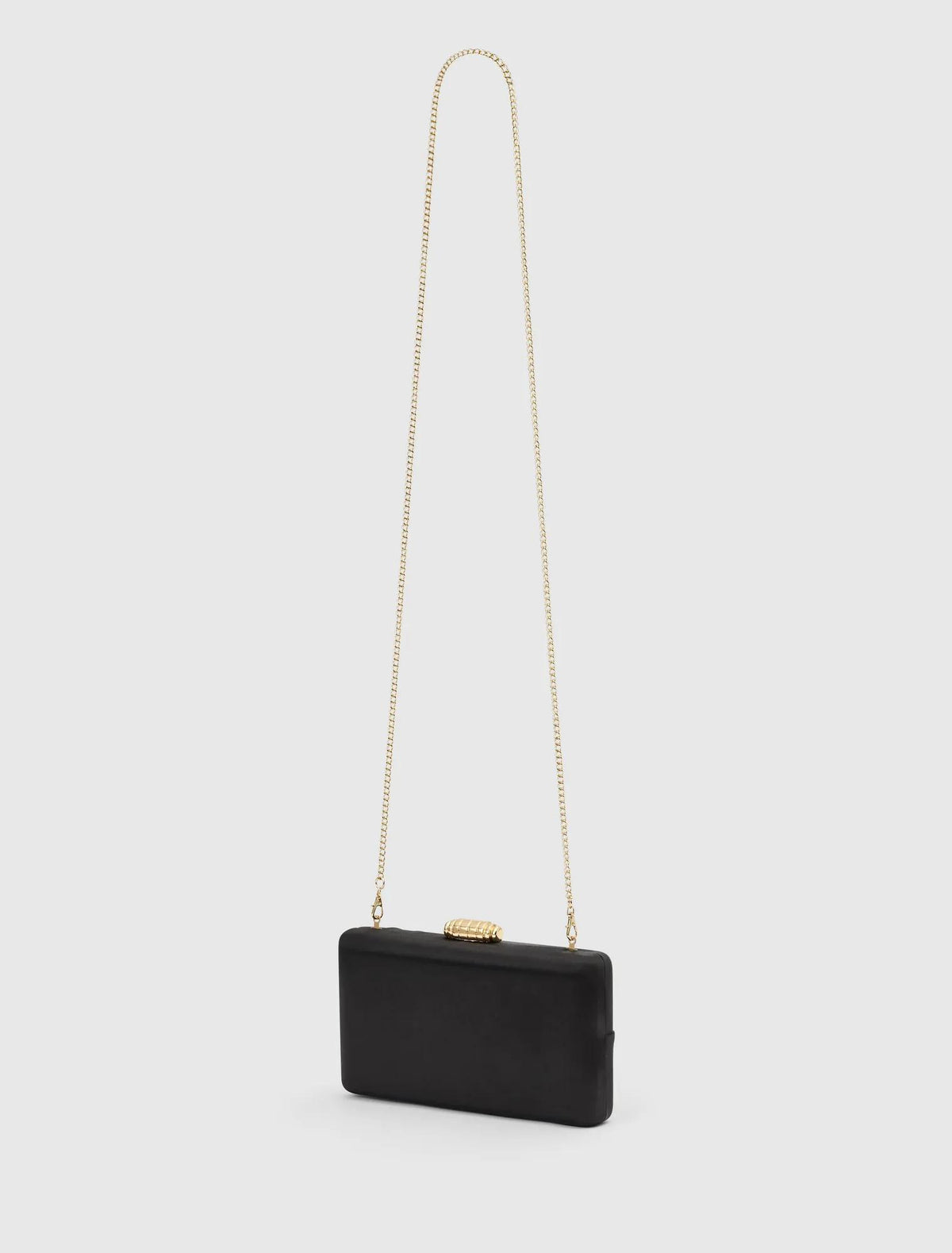 Tate Twist Satin Hardcase Black_mannequin