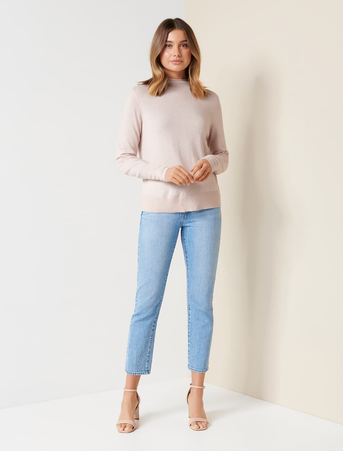 26381401_mannequin