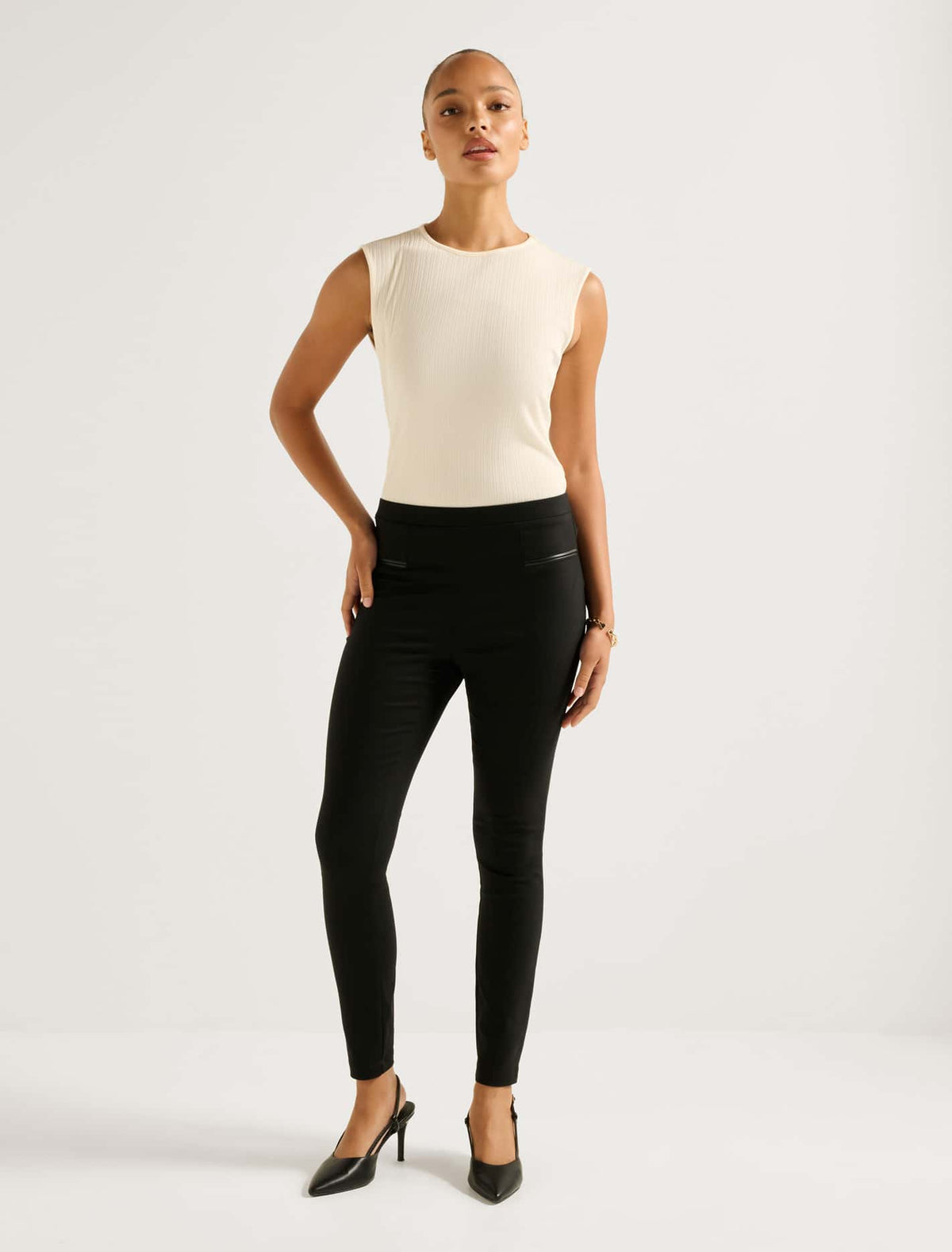 Stephanie Pull-On Skinny Pants Black