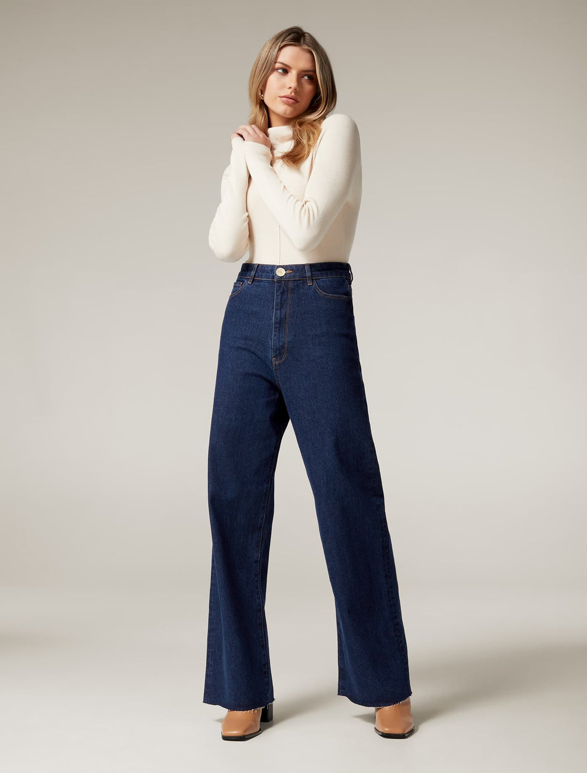 Gia High Rise Wide Leg Jean Lyon Blue