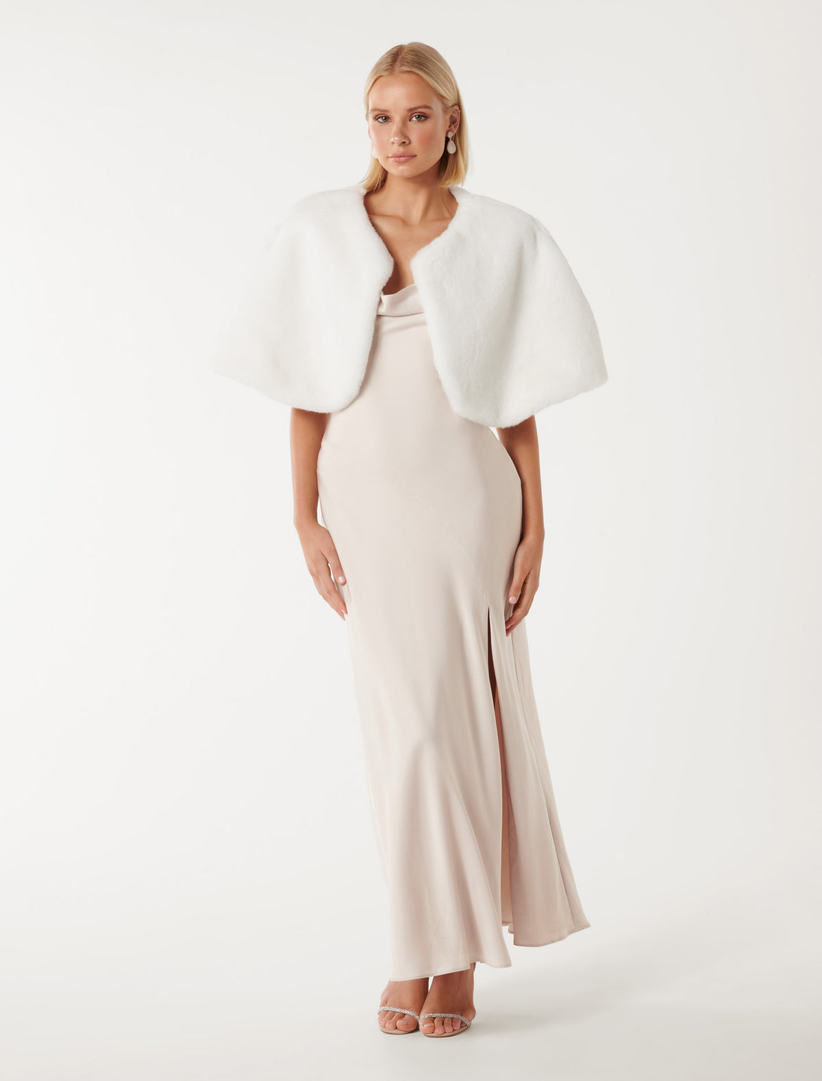 Clarissa Faux Fur Capelet Porcelain